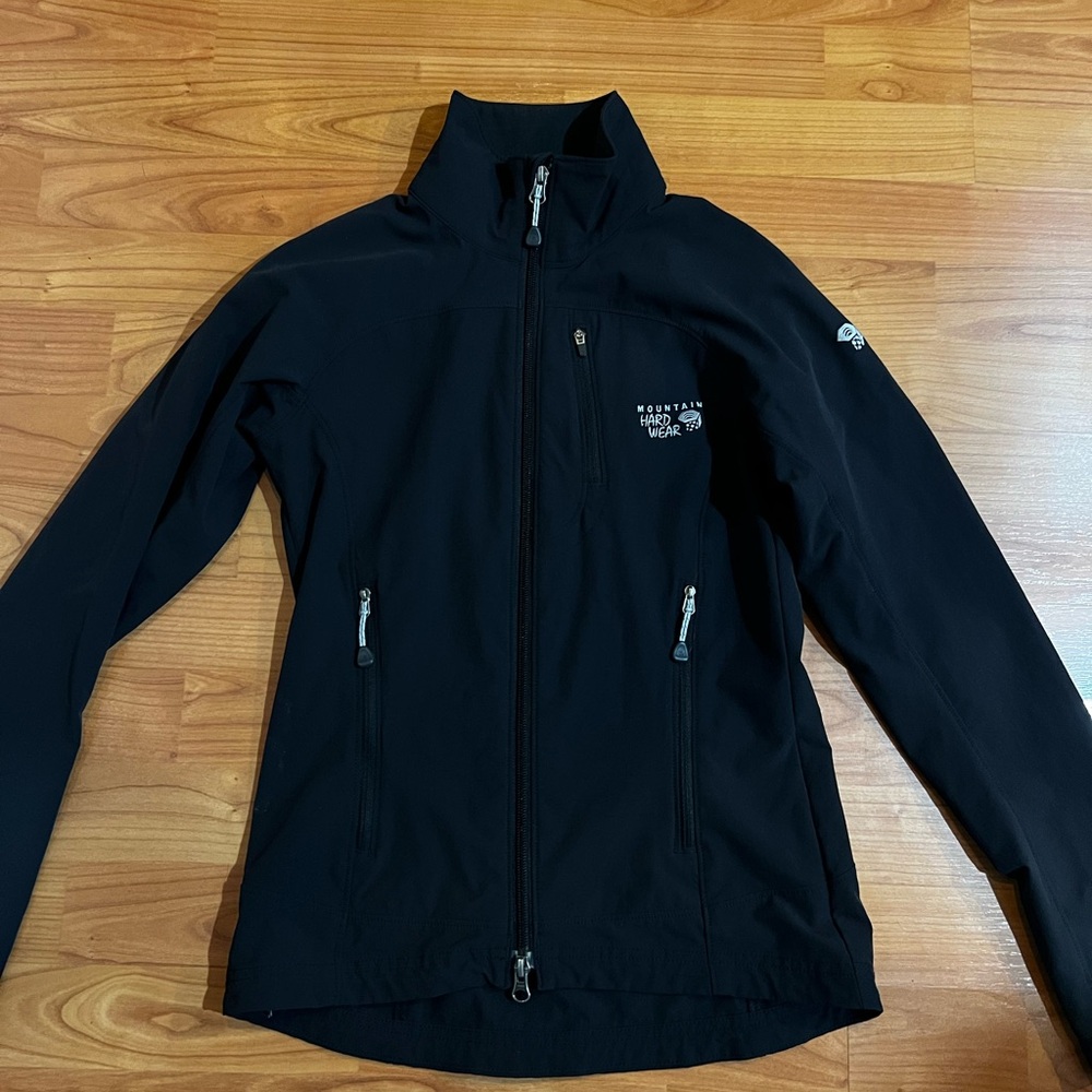 Mountain Hardwear Women’s Onata Softshell Jacket